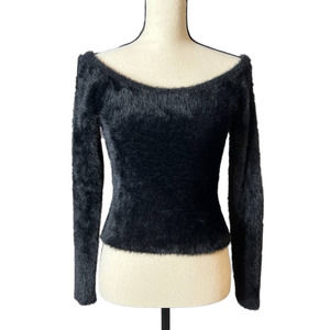 H&M Divided Boat Neck Sweater in Black Faux Fur Size Medium